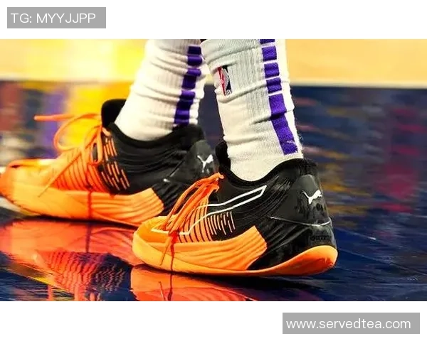 NBA球鞋与足球球星跨界合作带来的风潮与市场影响分析