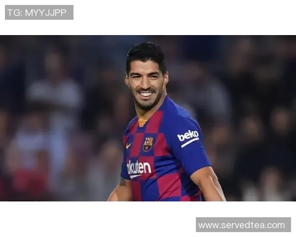 发带足球球星的风采与荣耀 揭示他们场上场下的别样魅力与个性 发带足球球星的风采与荣耀 揭示他们场上场下的别样魅力与个性