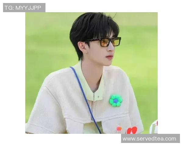 足球球星黑化头像男神崛起挑战极限展现强势霸气风采